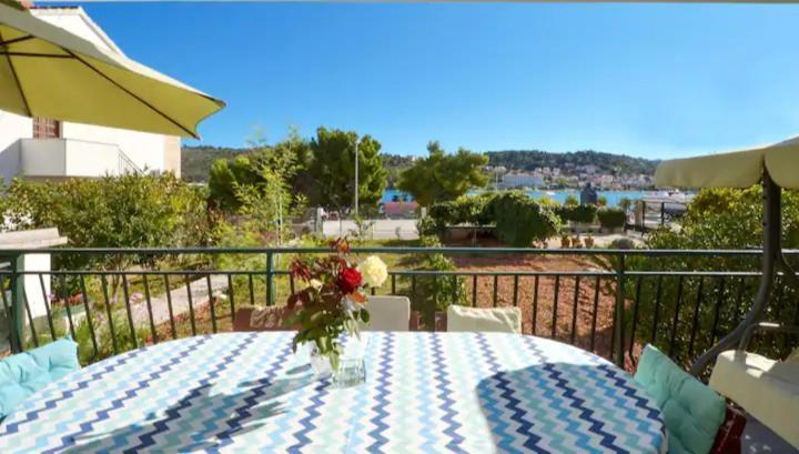 Lux Trogir Apartment Exterior foto